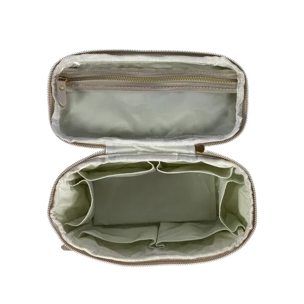 Classic Train Case - Pearl Quilted