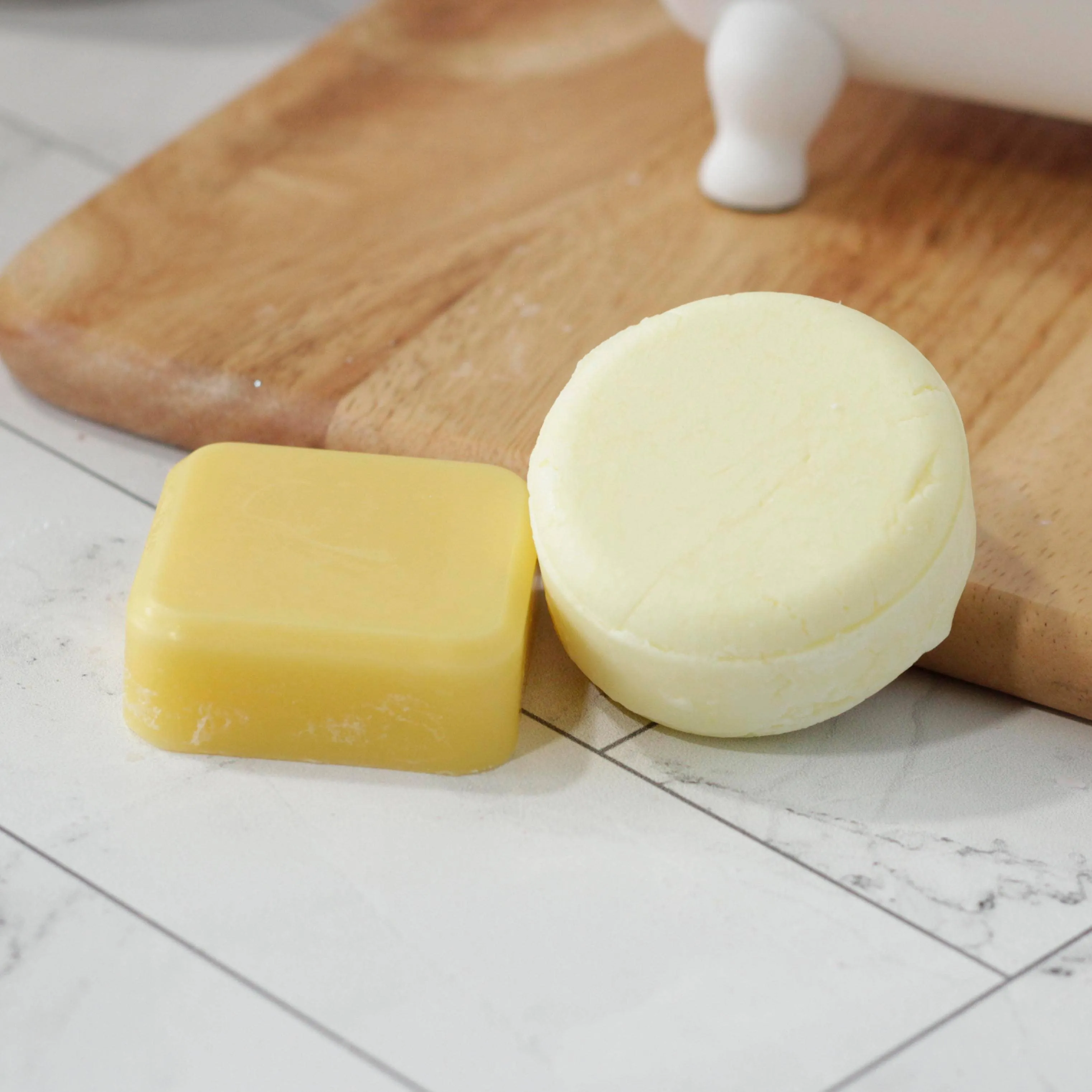 Moss   Pearl Soap Company- Oakmoss and Amber Solid Conditioner soap Bar