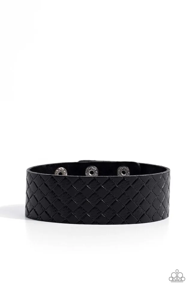 Paparazzi Bracelet ~ Diamondback Bandit - Black