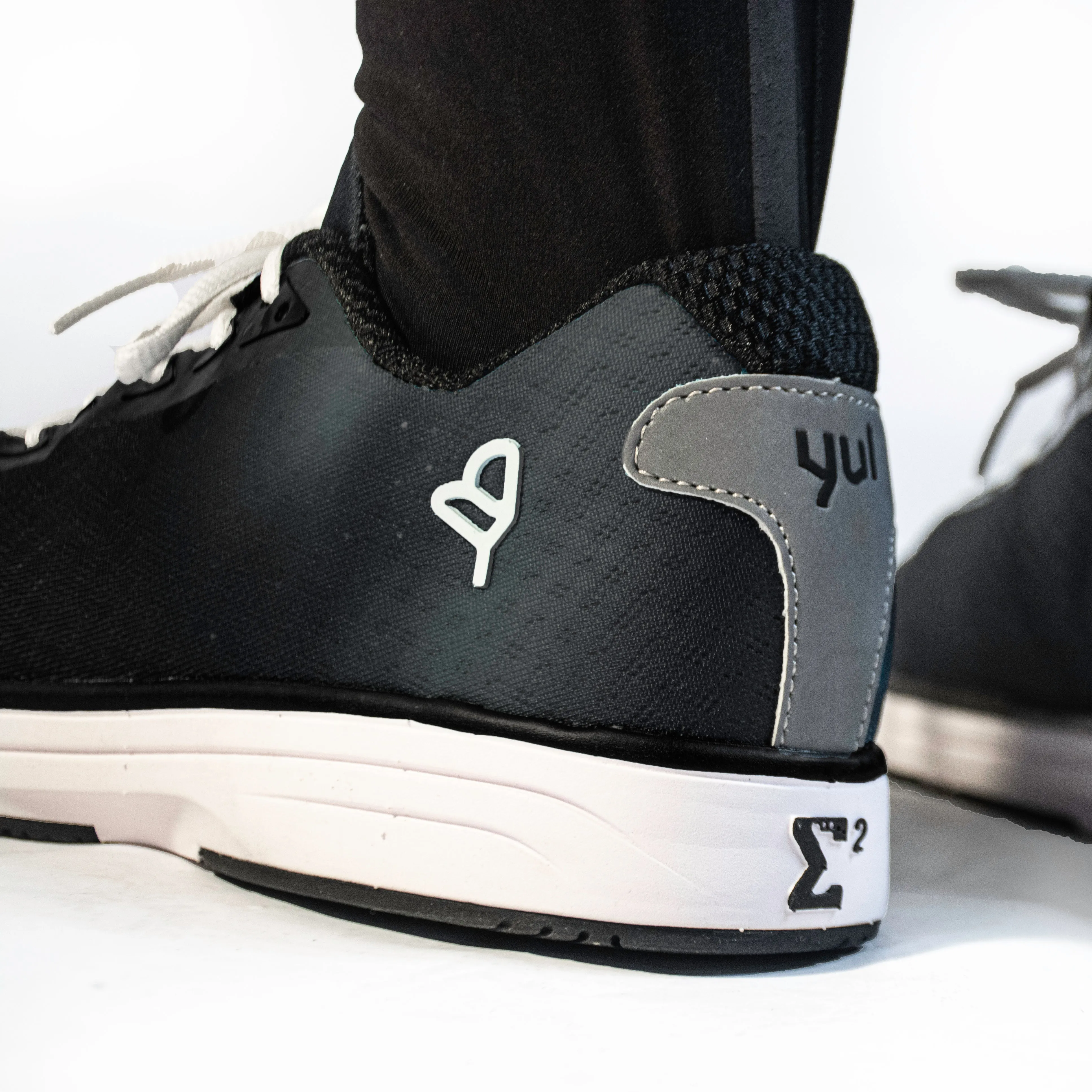 Road - Hummingbird - Essentials Black