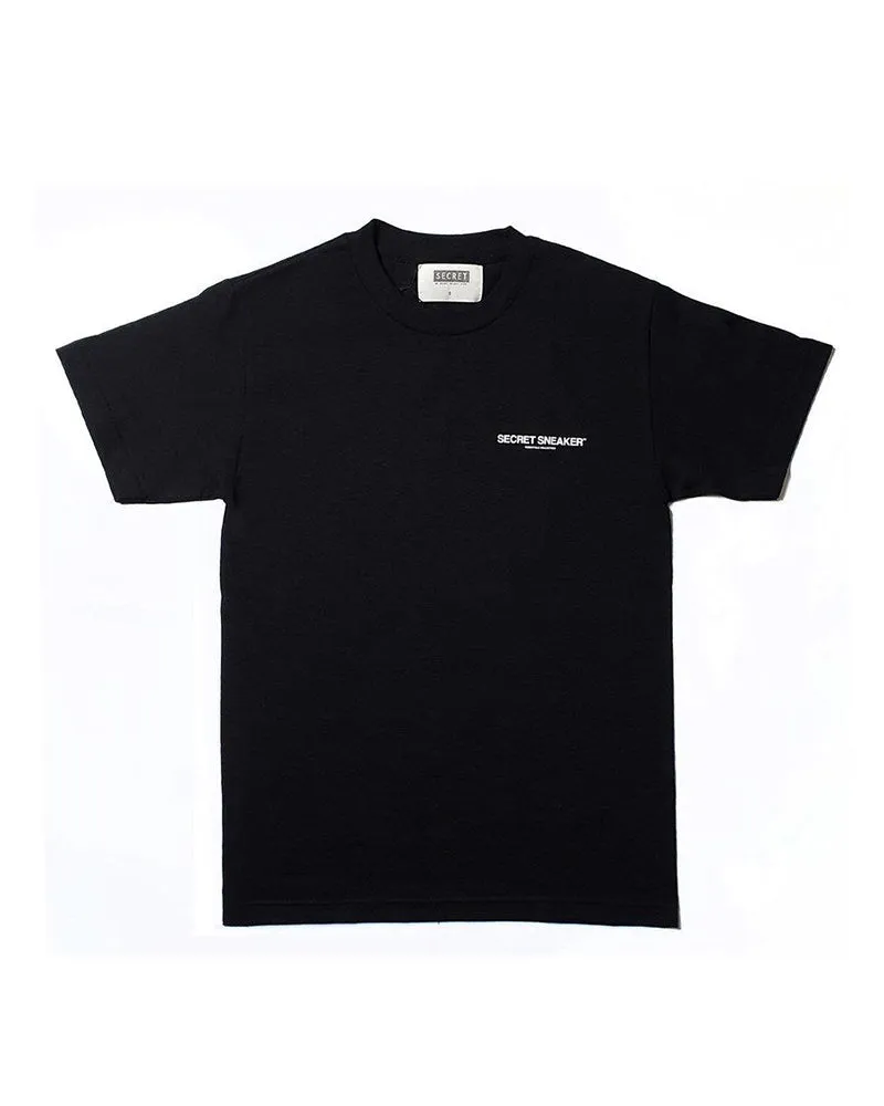 SSS ESSENTIALS SIGNATURE LOGO TEE BLACK